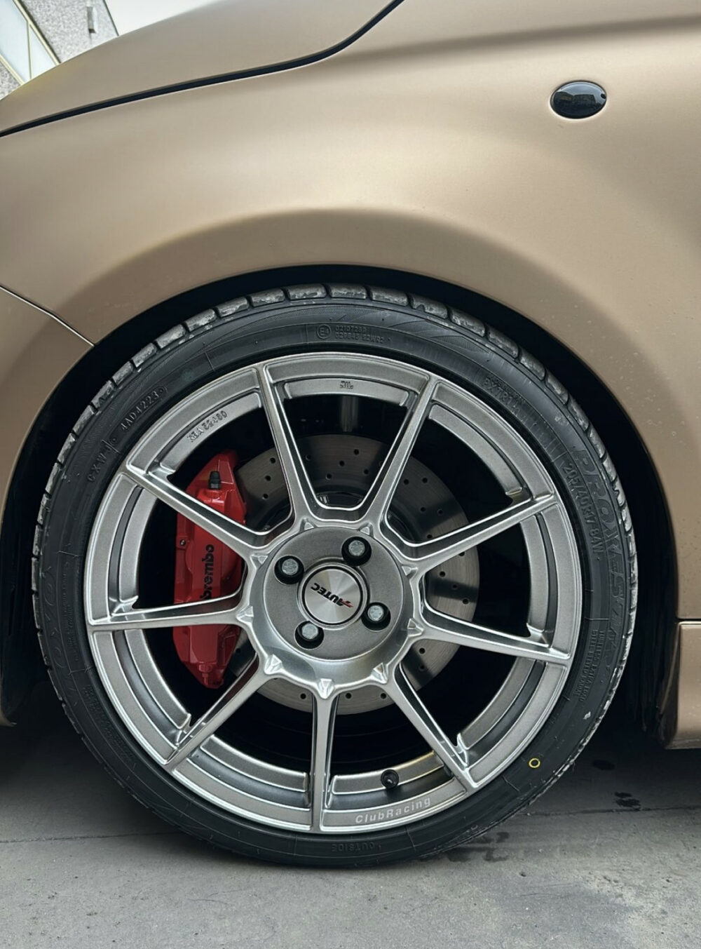 Kit gros freins avant YBT ABARTH 500 595 ABARTH E performance 305X28MM – Image 13