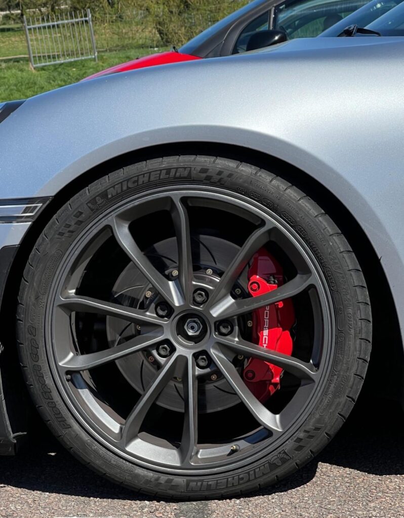 Tout savoir sur les disques de frein sur bol : Freinage, légèreté et durabilité Guide d'achat 57330587 128f 4927 9035 2cdf0f113659